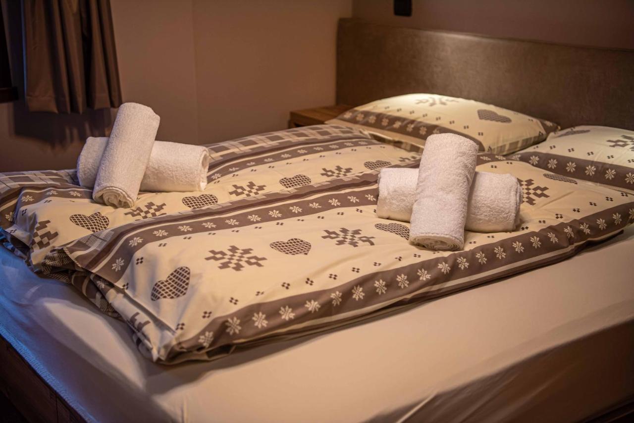 Chalet Colombo Myholiday利维尼奥 外观 照片